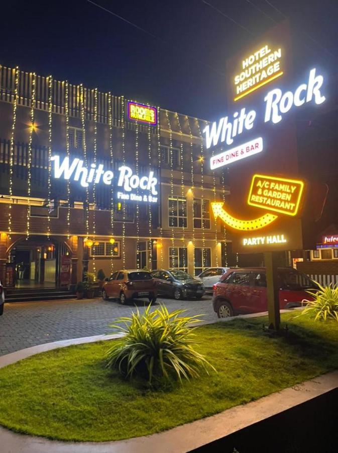 Hotel Southern Heritage Удупі Екстер'єр фото